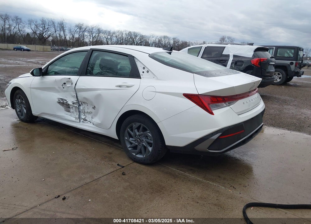 2024 HYUNDAI ELANTRA HYBRID VIN: KMHLM4DJ0RU103318