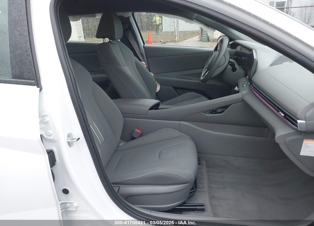2024 HYUNDAI ELANTRA HYBRID VIN: KMHLM4DJ0RU103318
