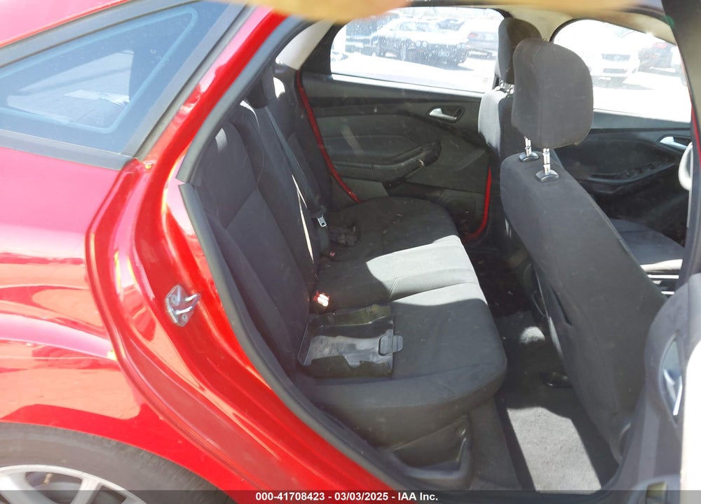 2015 FORD FOCUS VIN: 1FADP3F25FL232159