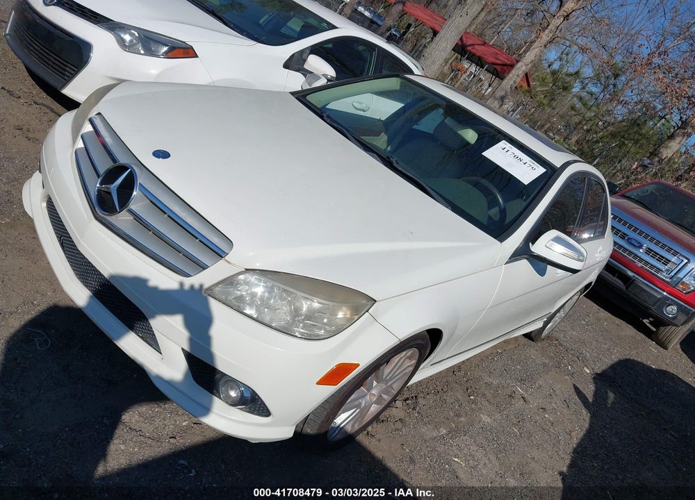2009 MERCEDES-BENZ C 300 LUXURY/SPORT VIN: WDDGF54XX9R069679
