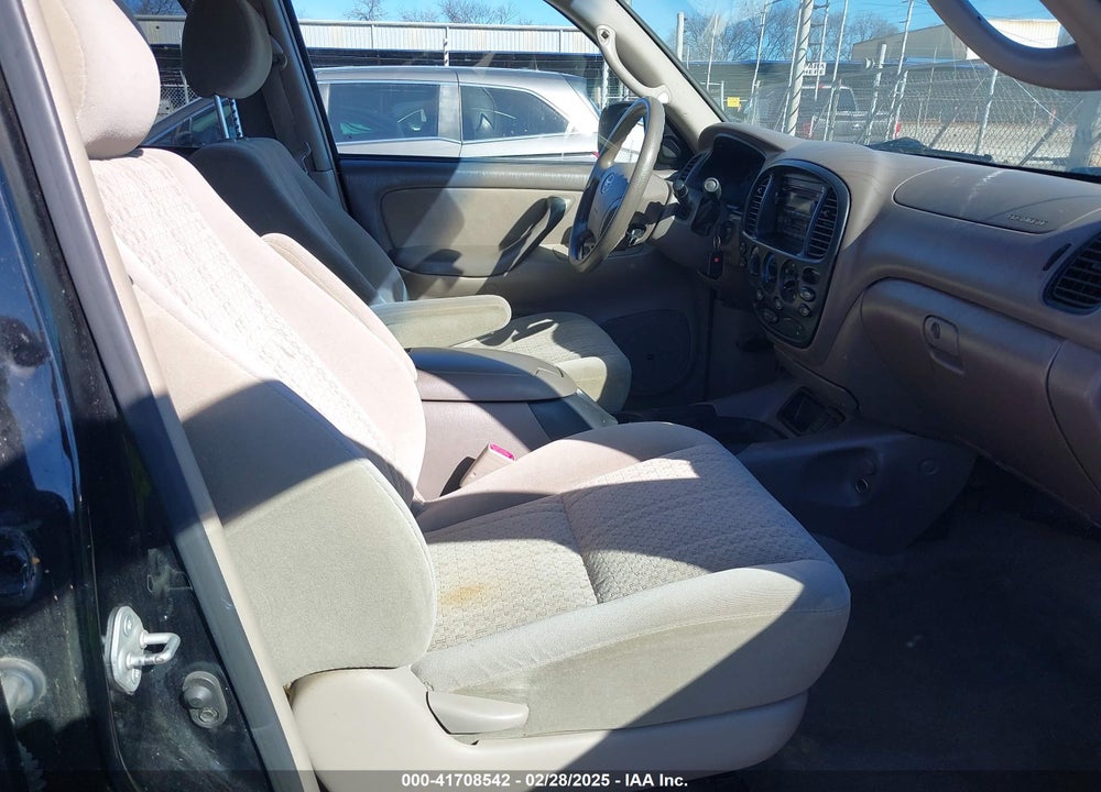 2006 TOYOTA TUNDRA SR5 V8 VIN: 5TBDT44146S504035