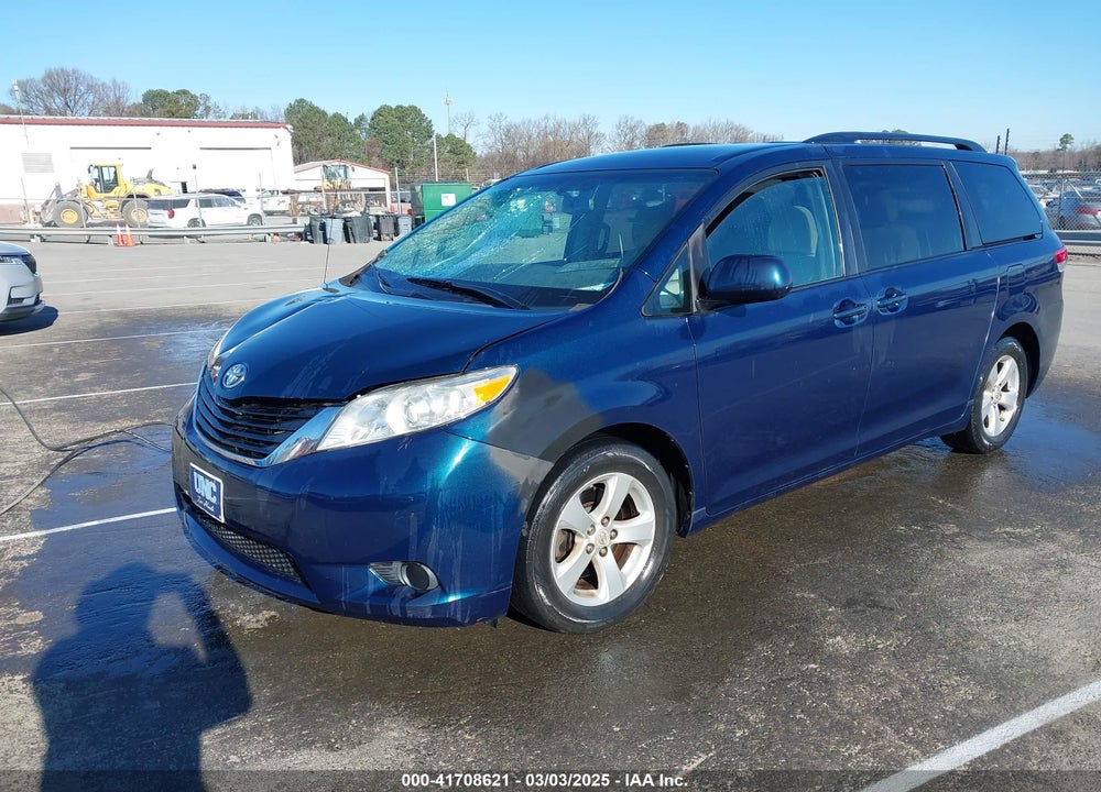 2011 TOYOTA SIENNA LE V6 VIN: 5TDKK3DC1BS007256
