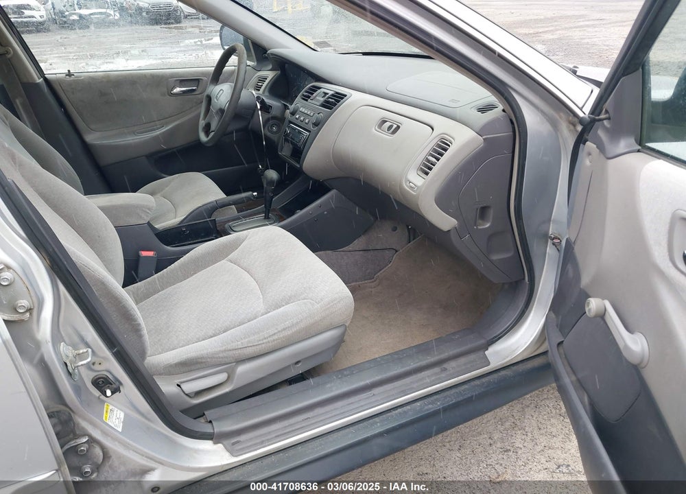 2001 HONDA ACCORD VALUE PACKAGE VIN: 1HGCF86691A033453