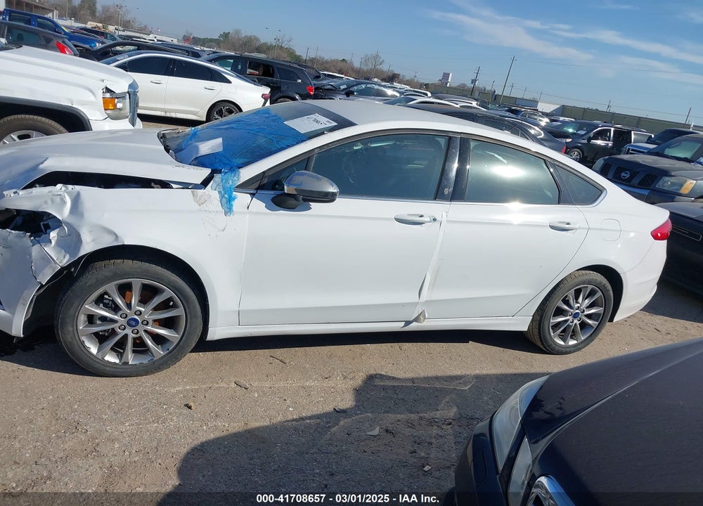 2017 FORD FUSION VIN: 3FA6P0H71HR359043