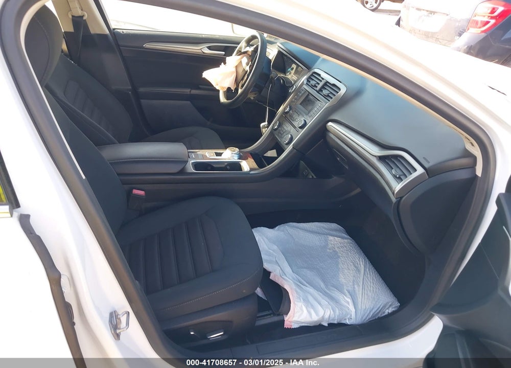 2017 FORD FUSION VIN: 3FA6P0H71HR359043