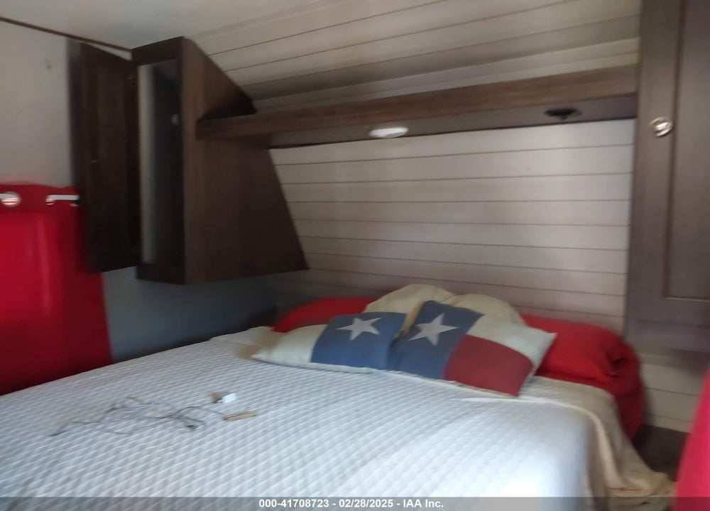 2019 UNKNOWN RV VIN: 4YDT33322KS379025
