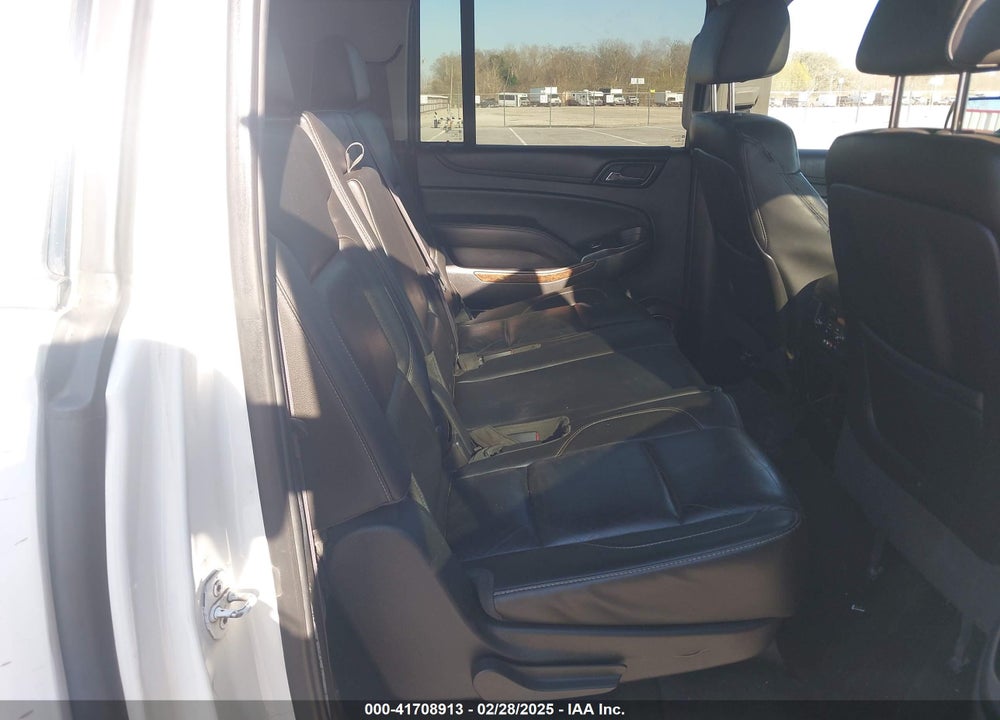 2015 CHEVROLET SUBURBAN 1500 LT VIN: 1GNSCJKC3FR525076