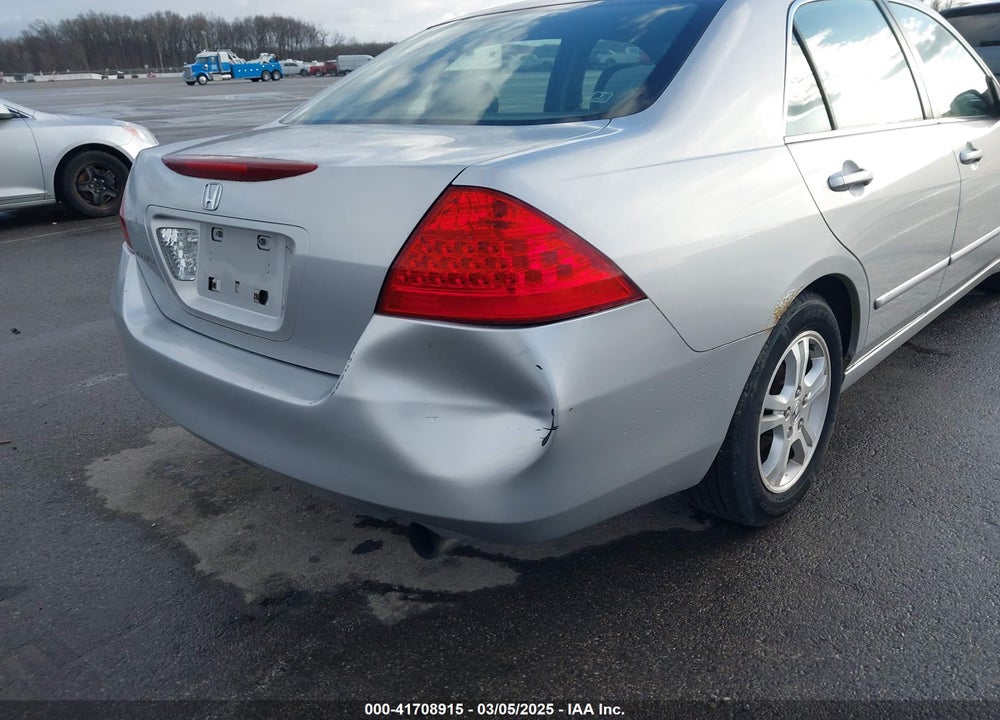 2007 HONDA ACCORD VIN: JHMCM56347C019447