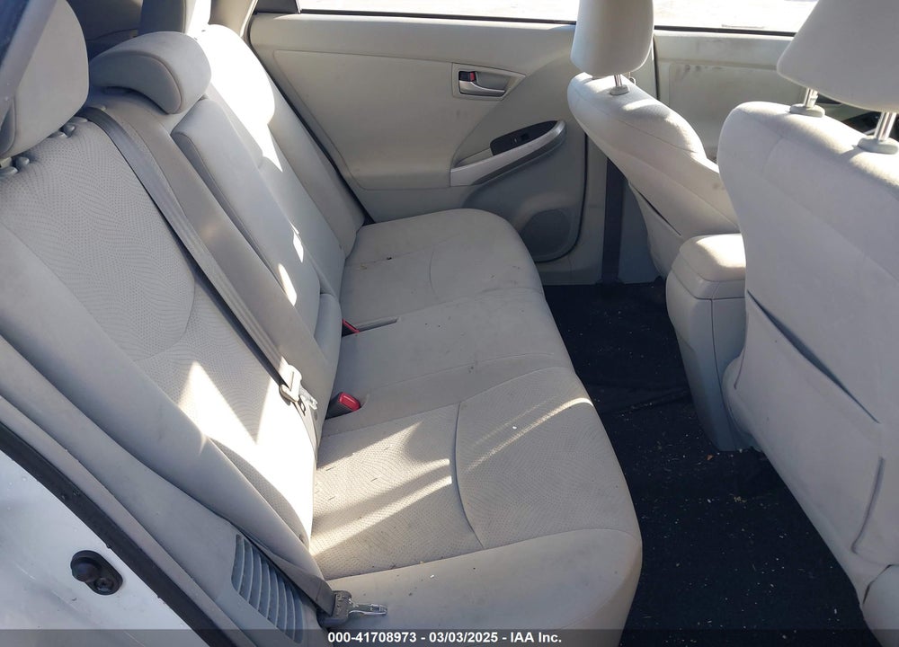 2013 TOYOTA PRIUS VIN: JTDKN3DU2D5681702