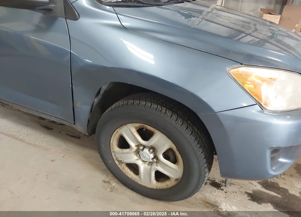 2011 TOYOTA RAV4 VIN: 2T3JF4DV1BW132022