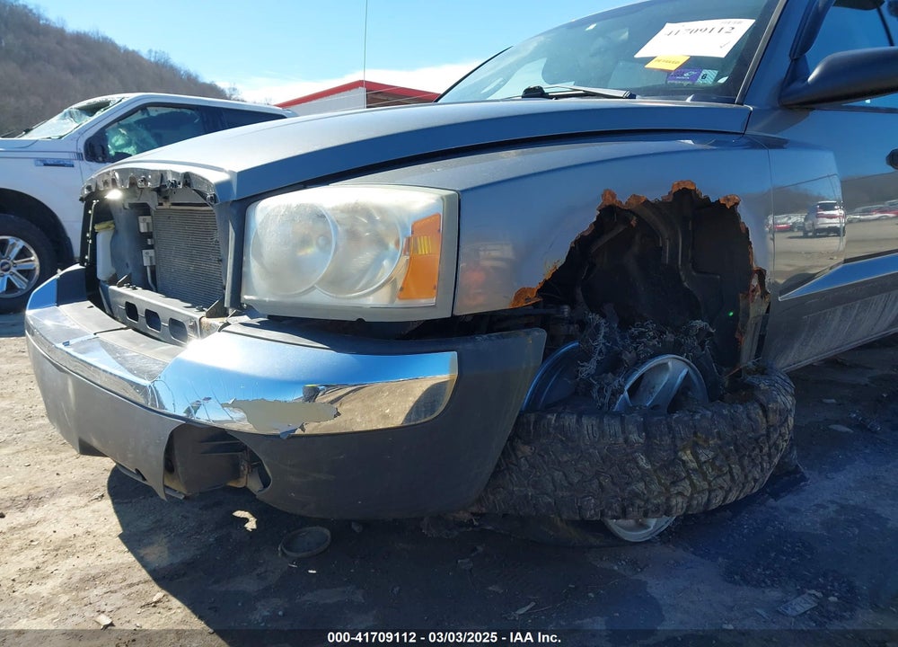2006 DODGE DAKOTA SLT VIN: 1D7HW48NX6S639546