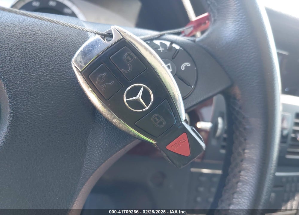 2010 MERCEDES-BENZ GLK 350 VIN: WDCGG5GB1AF417604