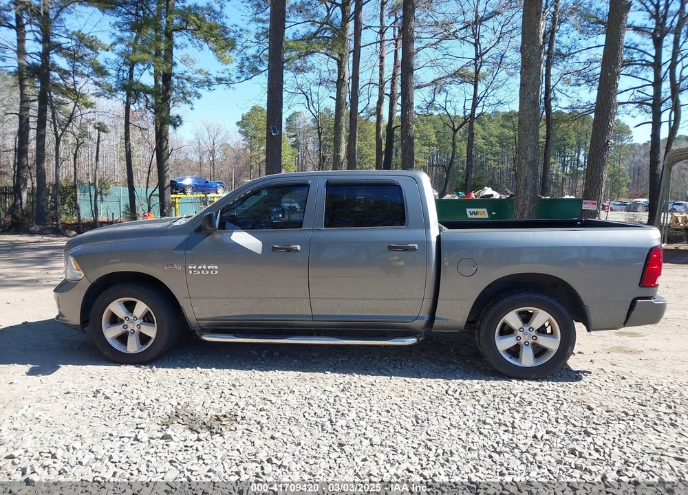 2013 RAM 1500 VIN: 1C6RR6KT0DS644445
