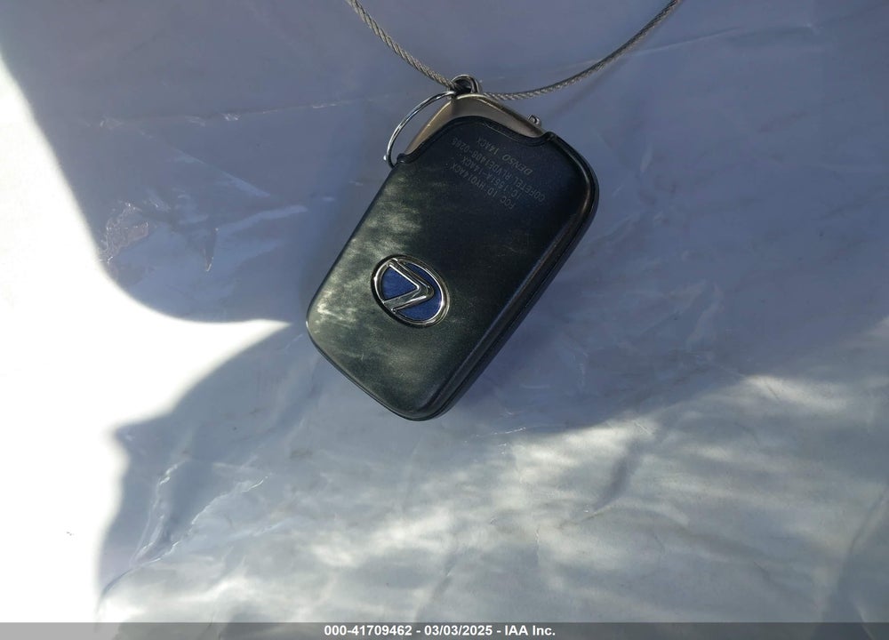 2011 LEXUS CT 200H VIN: JTHKD5BH3B2002456
