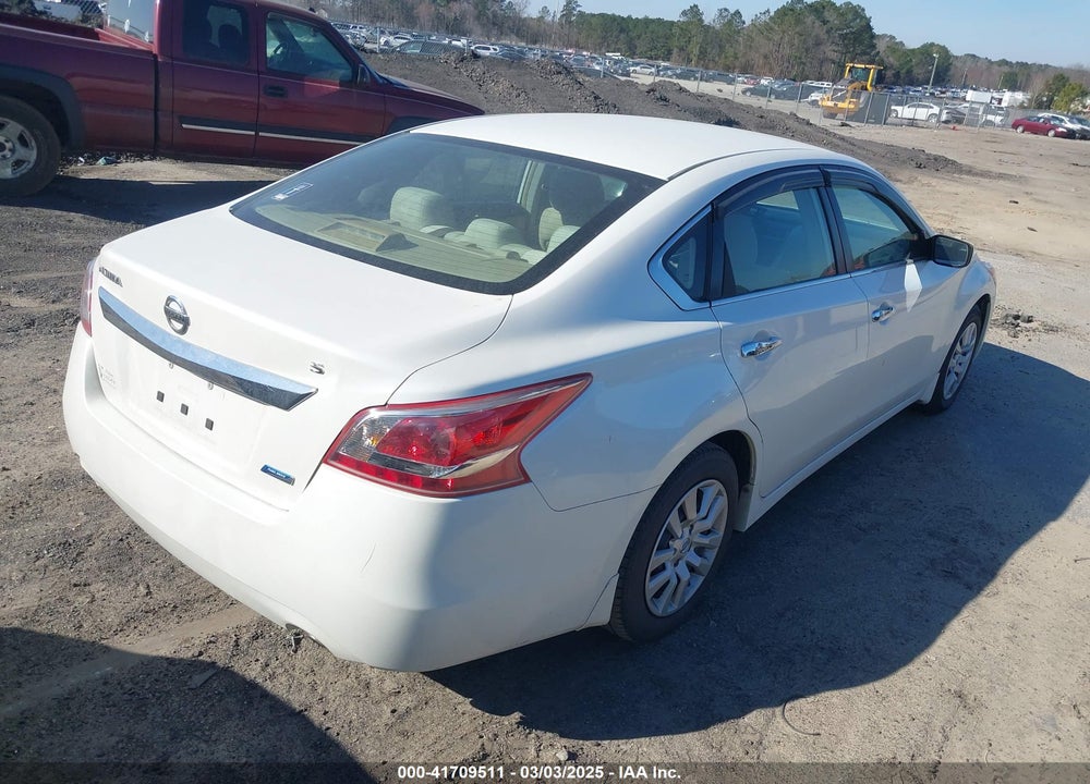 2013 NISSAN ALTIMA VIN: 1N4AL3AP5DC269095