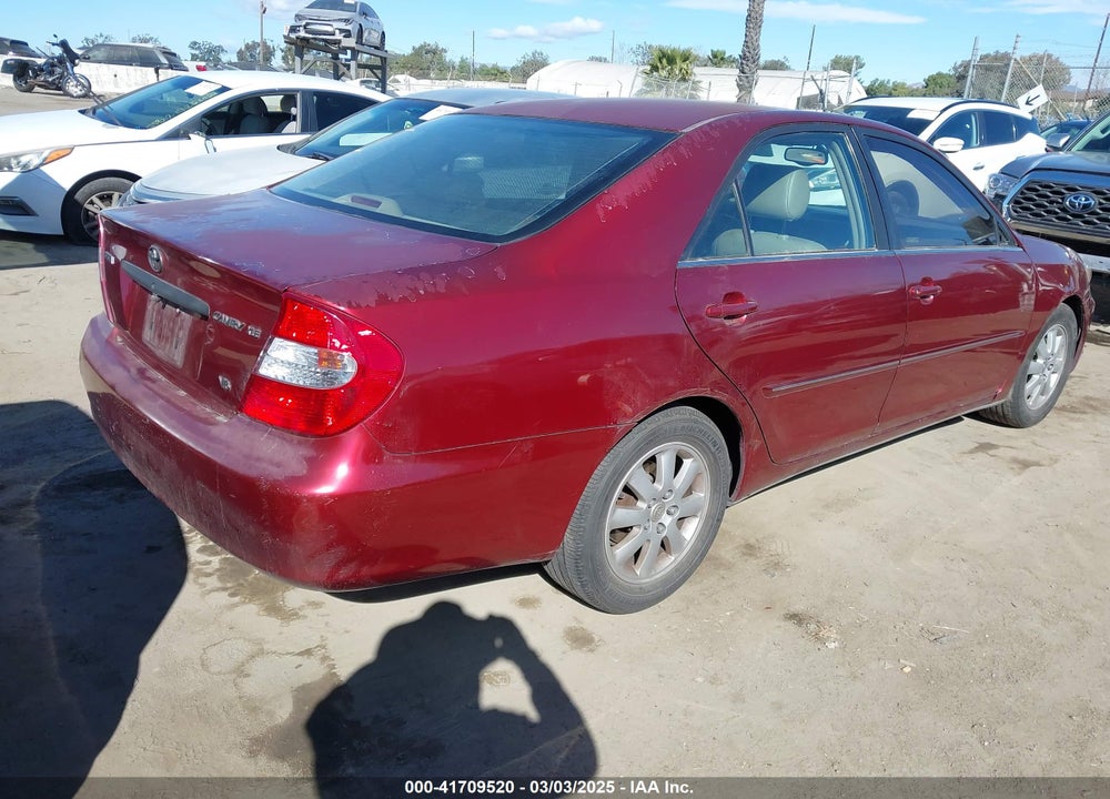 2002 TOYOTA CAMRY XLE V6 VIN: JTDBF30K120005561