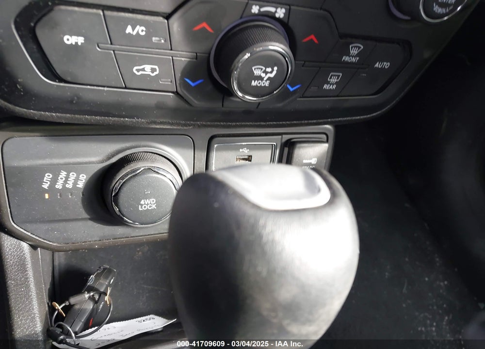 2022 JEEP RENEGADE VIN: ZACNJDD11NPN99535