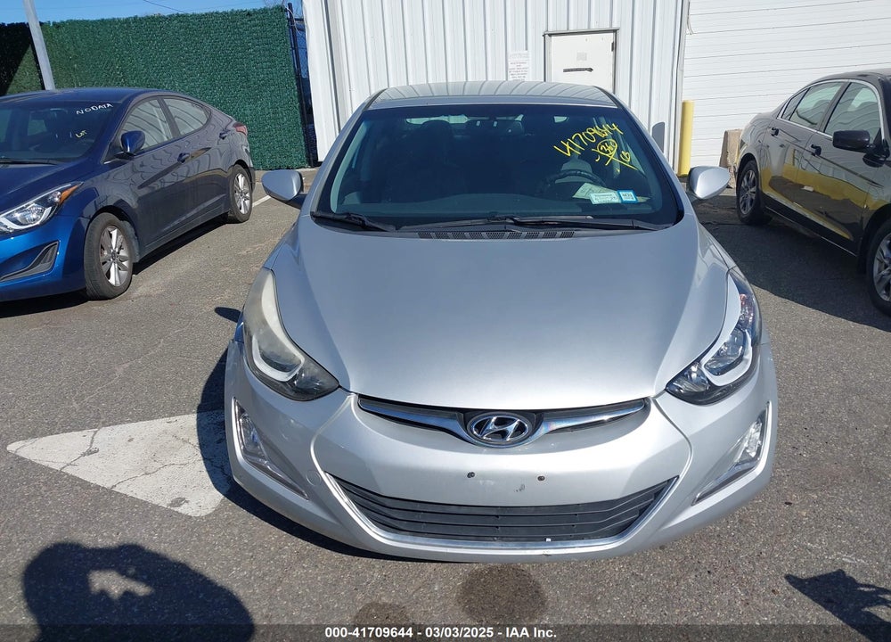 2016 HYUNDAI ELANTRA VIN: 5NPDH4AE7GH662098