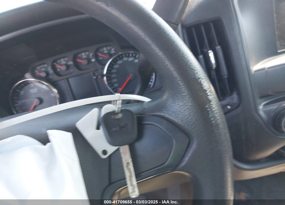 2018 CHEVROLET SILVERADO 1500 VIN: 1GCNCNEH2JZ148429
