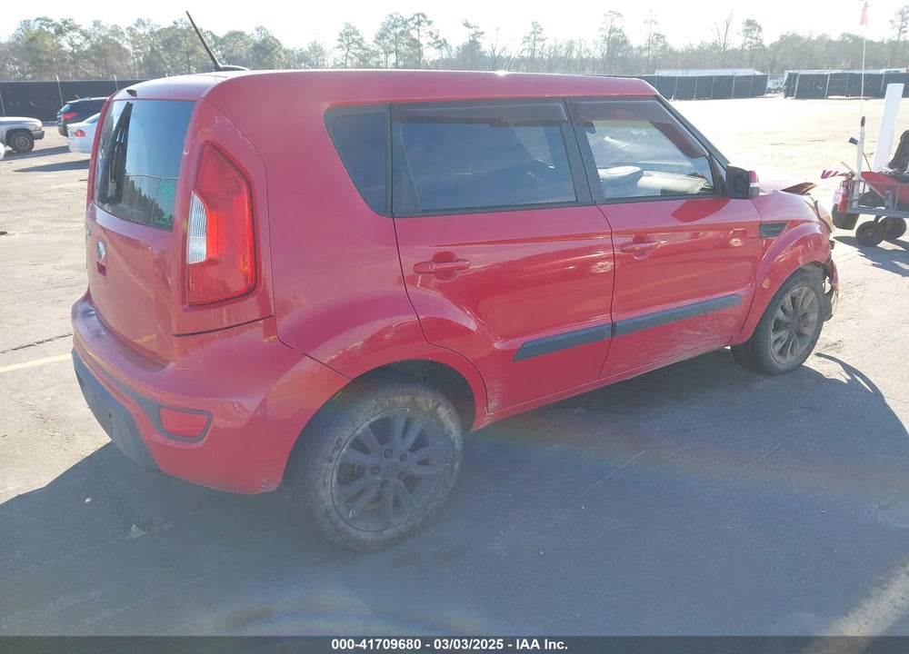 2013 KIA SOUL VIN: KNDJT2A62D7529926