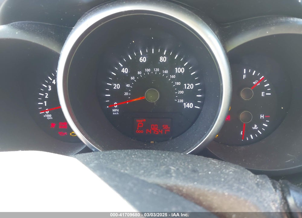 2013 KIA SOUL VIN: KNDJT2A62D7529926