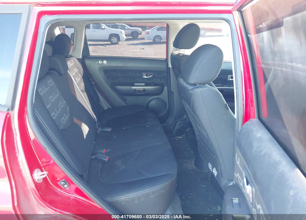 2013 KIA SOUL VIN: KNDJT2A62D7529926