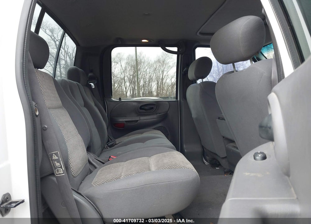 2002 FORD F-150 LARIAT/XLT VIN: 1FTRW08L32KE37535