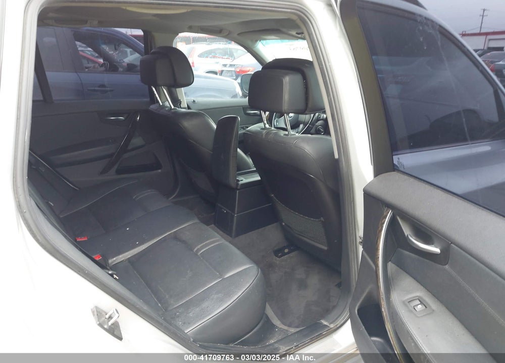 2010 BMW X3 VIN: WBXPC9C4XAWJ34105