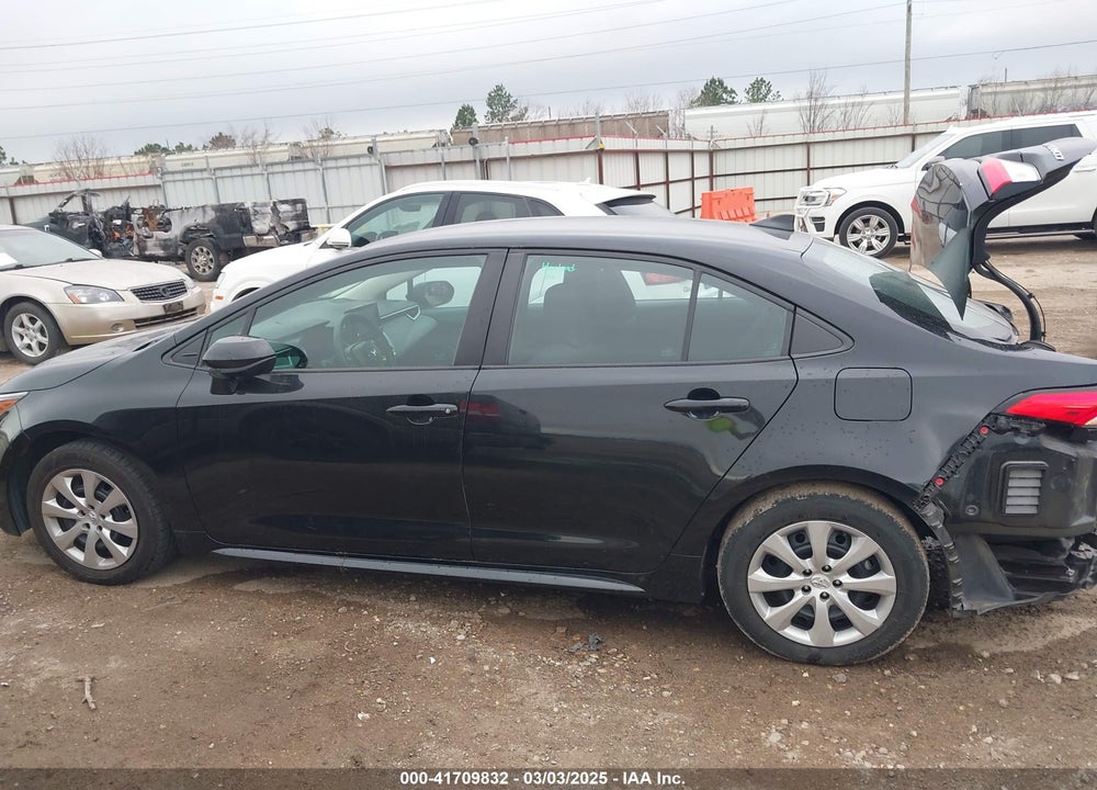 2022 TOYOTA COROLLA VIN: 5YFEPMAE2NP358930