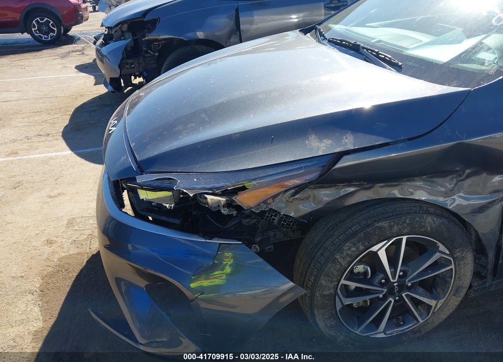 2024 KIA FORTE VIN: 3KPF24AD6RE698695