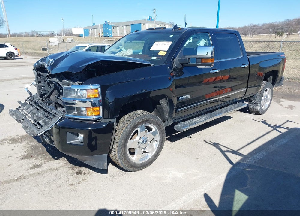 2015 CHEVROLET SILVERADO 2500HD HIGH COUNTRY VIN: 1GC1KXE87FF643392