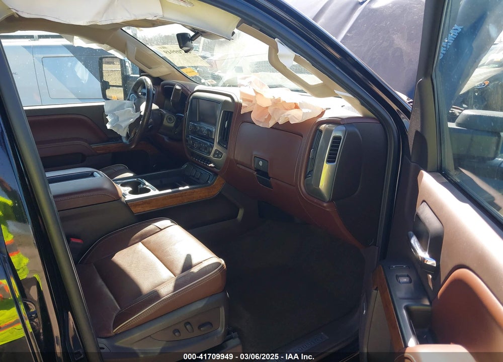 2015 CHEVROLET SILVERADO 2500HD HIGH COUNTRY VIN: 1GC1KXE87FF643392