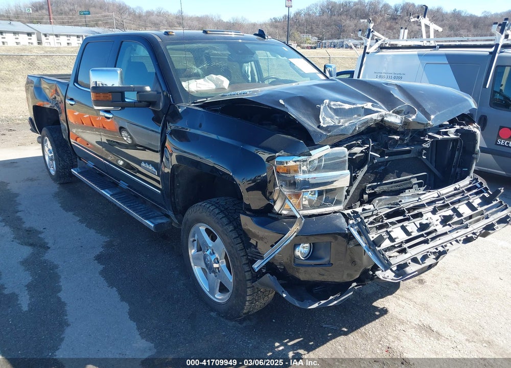 2015 CHEVROLET SILVERADO 2500HD HIGH COUNTRY VIN: 1GC1KXE87FF643392