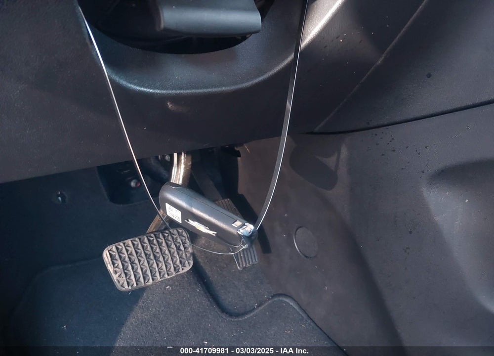 2024 CHEVROLET EQUINOX VIN: 3GNAXKEG5RL190354