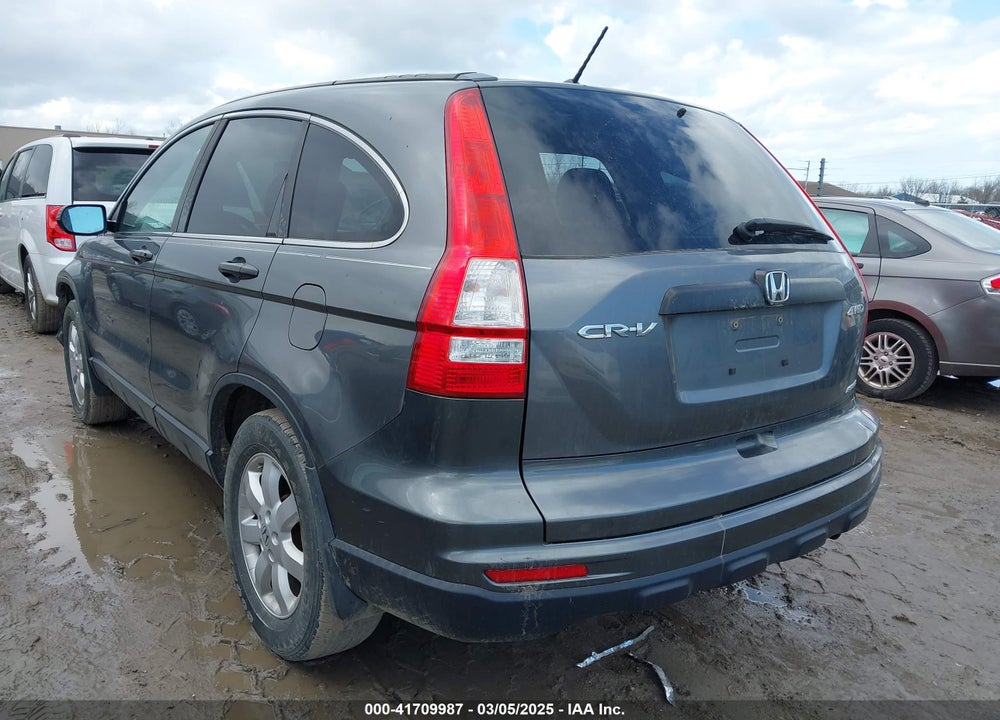 2011 HONDA CR-V VIN: 5J6RE4H44BL022330