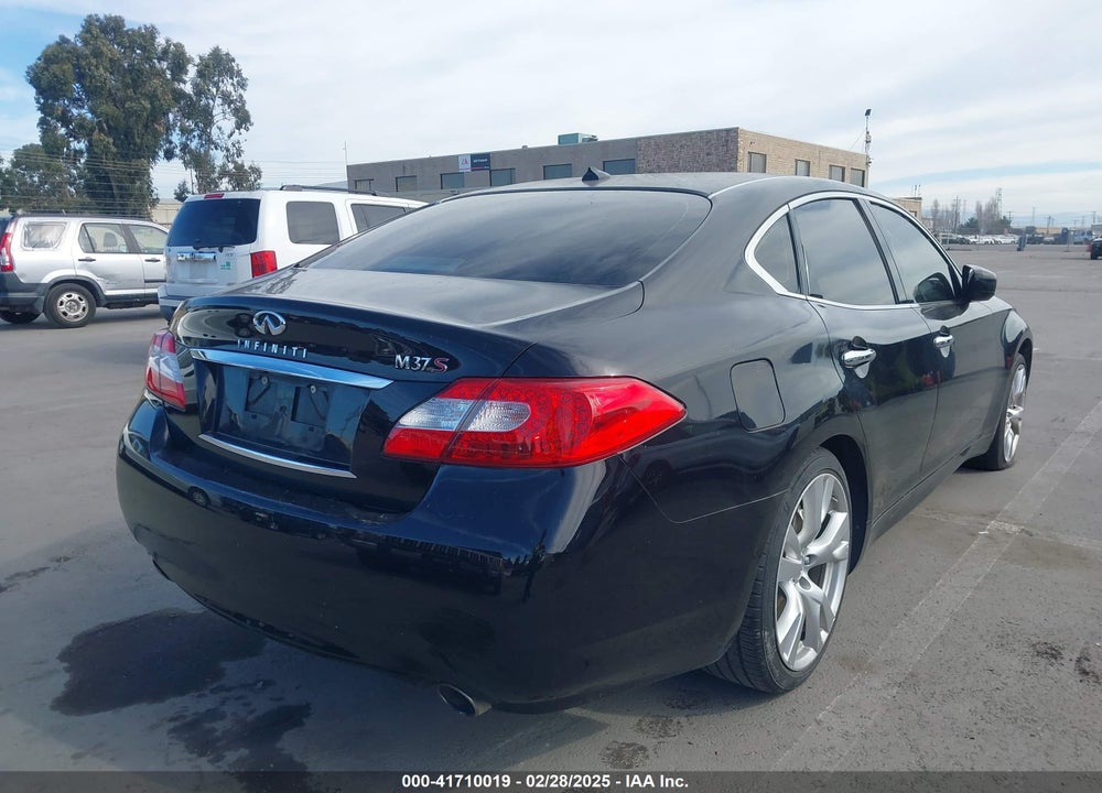 2011 INFINITI M37 VIN: JN1BY1AP4BM323081