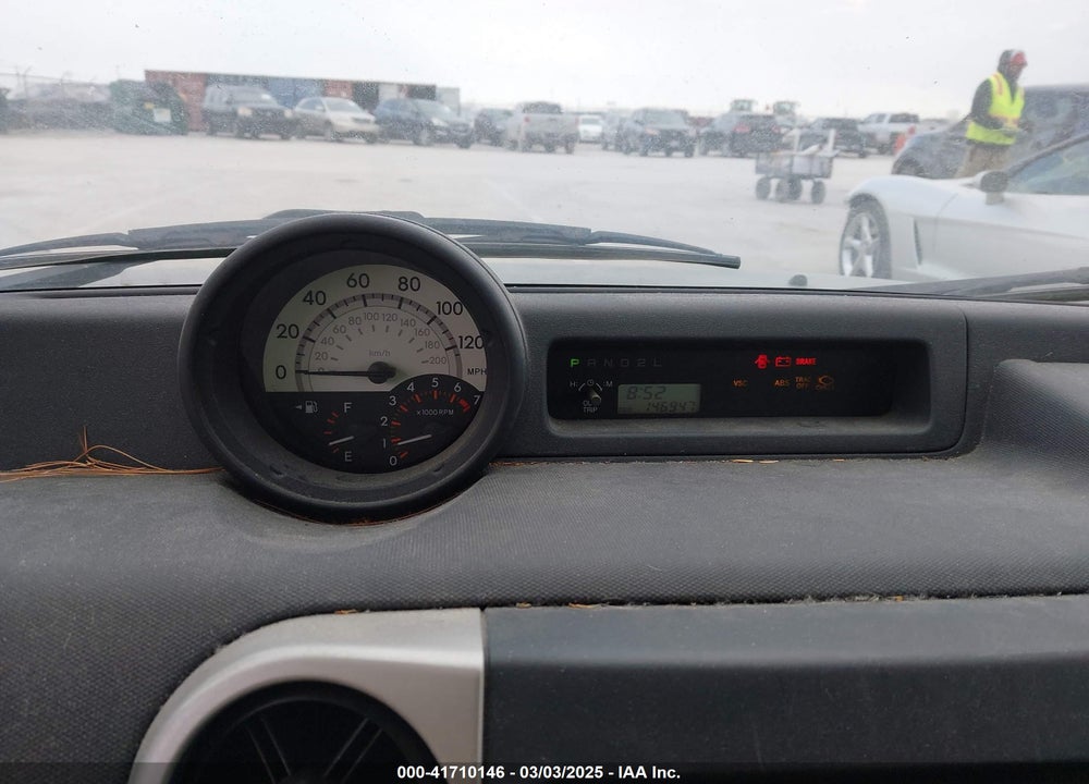 2005 SCION XB VIN: JTLKT324550208890
