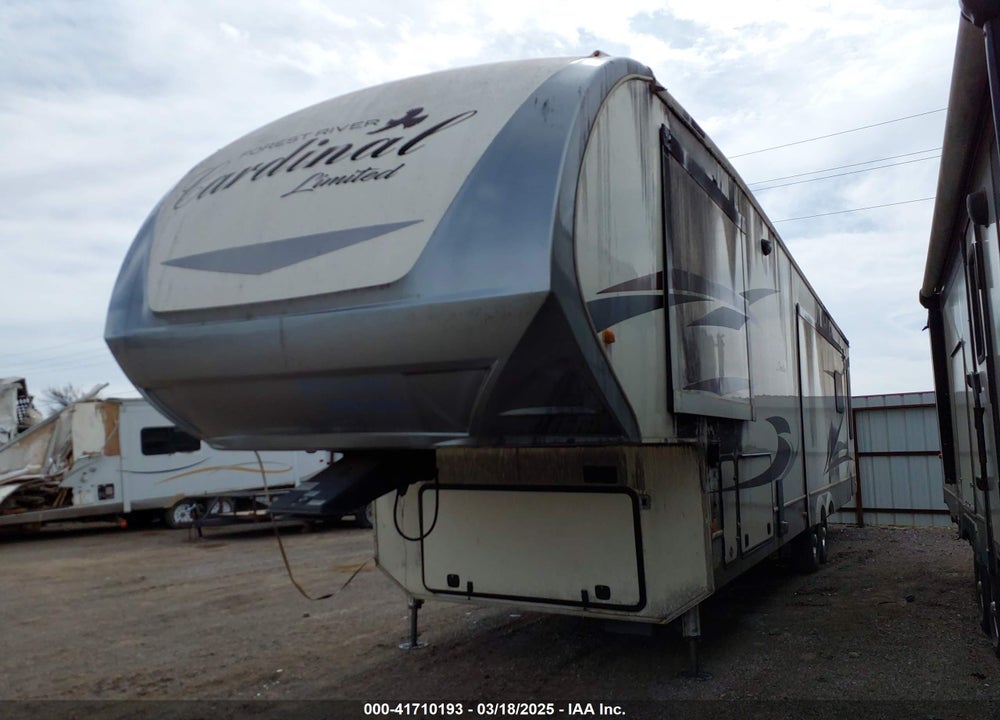 2018 FOREST RIVER CARDINAL VIN: 4X4FCAN23JG103434
