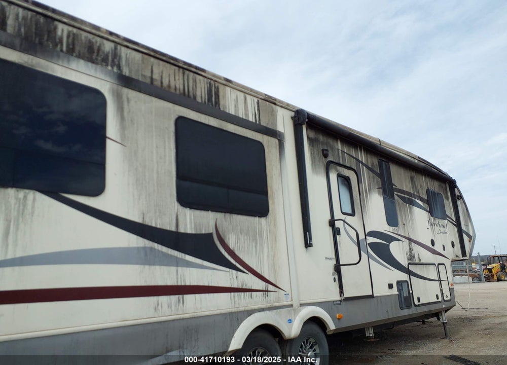 2018 FOREST RIVER CARDINAL VIN: 4X4FCAN23JG103434