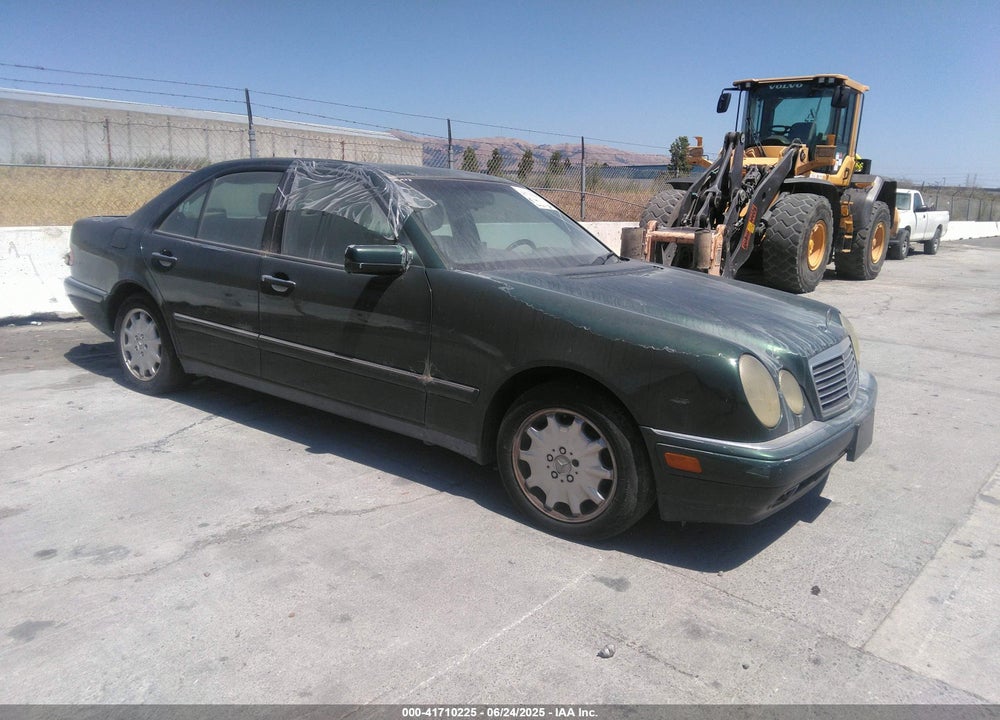 1997 MERCEDES-BENZ E 320 VIN: WDBJF55F3VJ034009