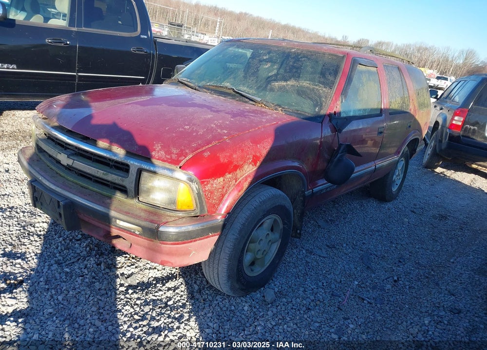 1997 CHEVROLET BLAZER LS VIN: 1GNDT13W3V2232285