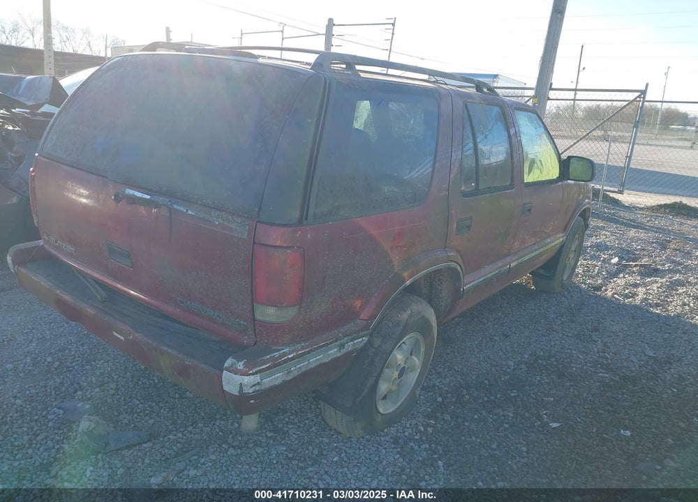 1997 CHEVROLET BLAZER LS VIN: 1GNDT13W3V2232285
