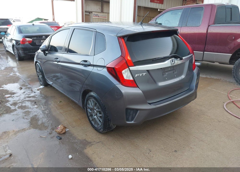 2015 HONDA FIT VIN: 3HGGK5H89FM708271