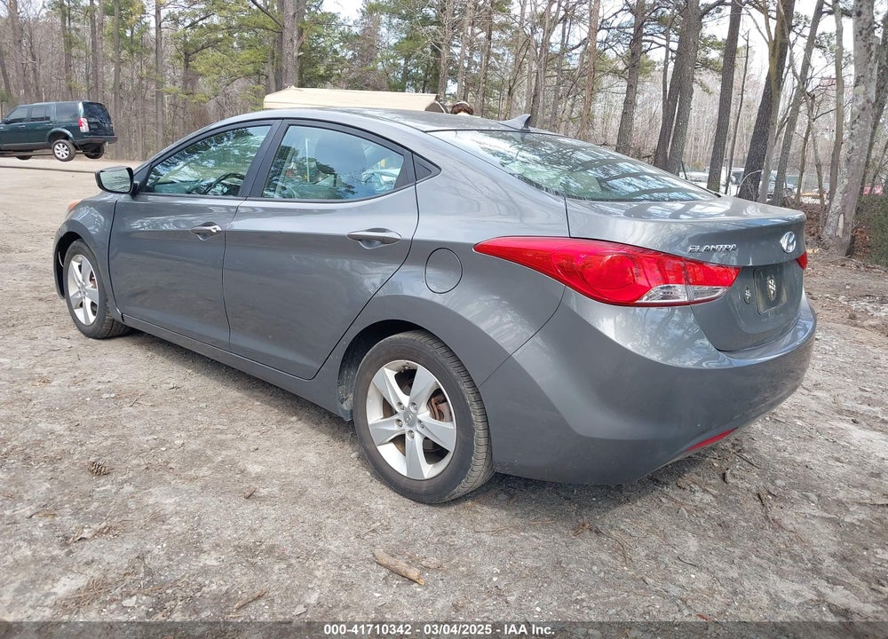 2013 HYUNDAI ELANTRA VIN: 5NPDH4AE0DH373740