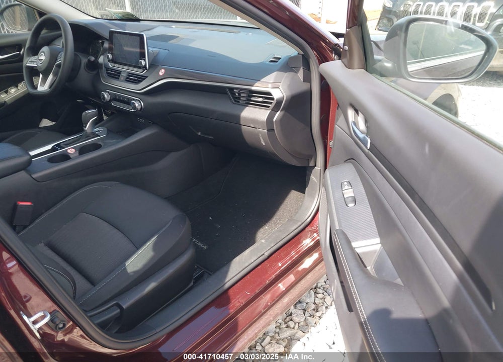 2025 NISSAN ALTIMA VIN: 1N4BL4DV8SN311717