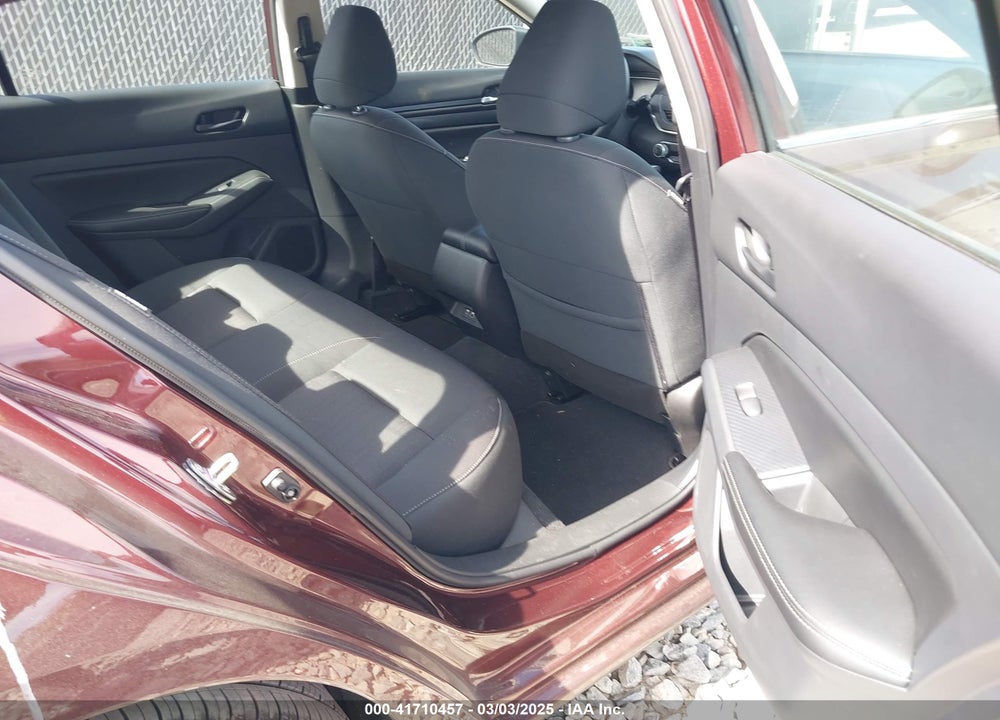2025 NISSAN ALTIMA VIN: 1N4BL4DV8SN311717
