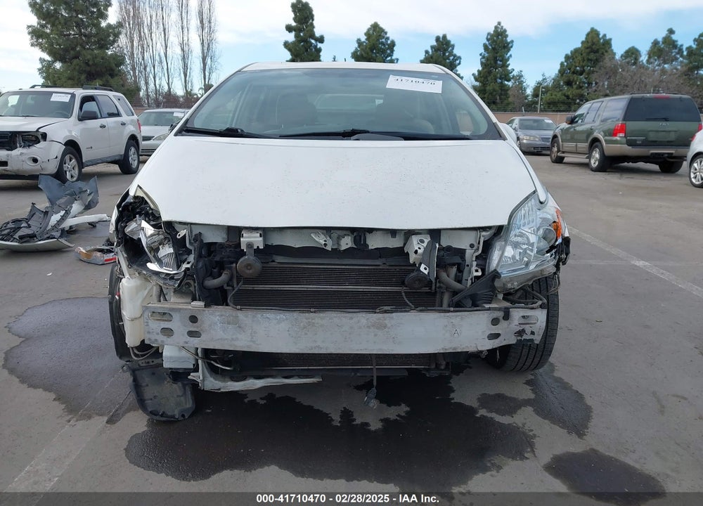 2011 TOYOTA PRIUS VIN: JTDKN3DU2B0314437