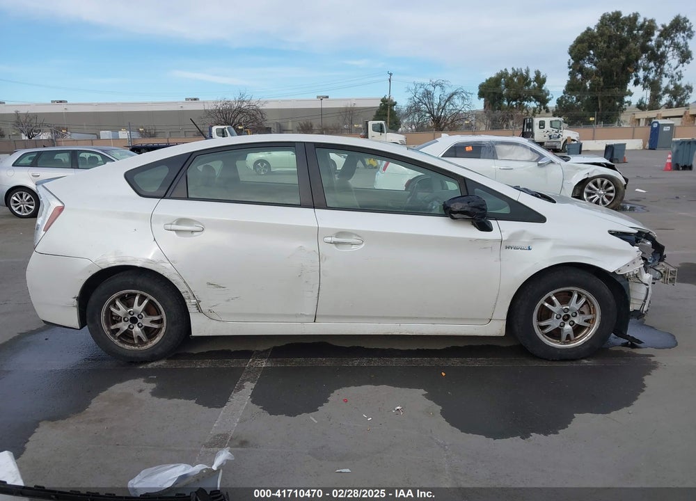 2011 TOYOTA PRIUS VIN: JTDKN3DU2B0314437