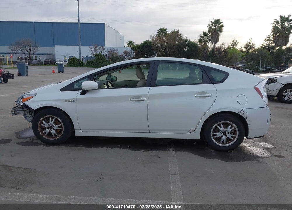 2011 TOYOTA PRIUS VIN: JTDKN3DU2B0314437