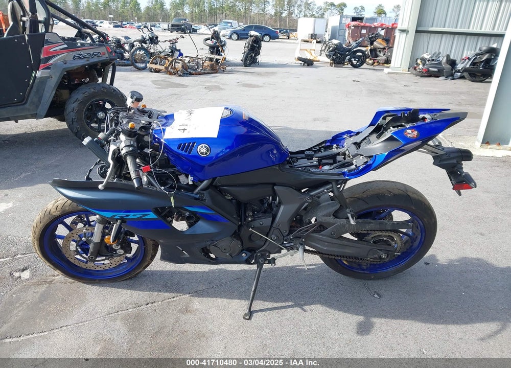 2024 YAMAHA YZFR7 VIN: JYARM38E3RA011378